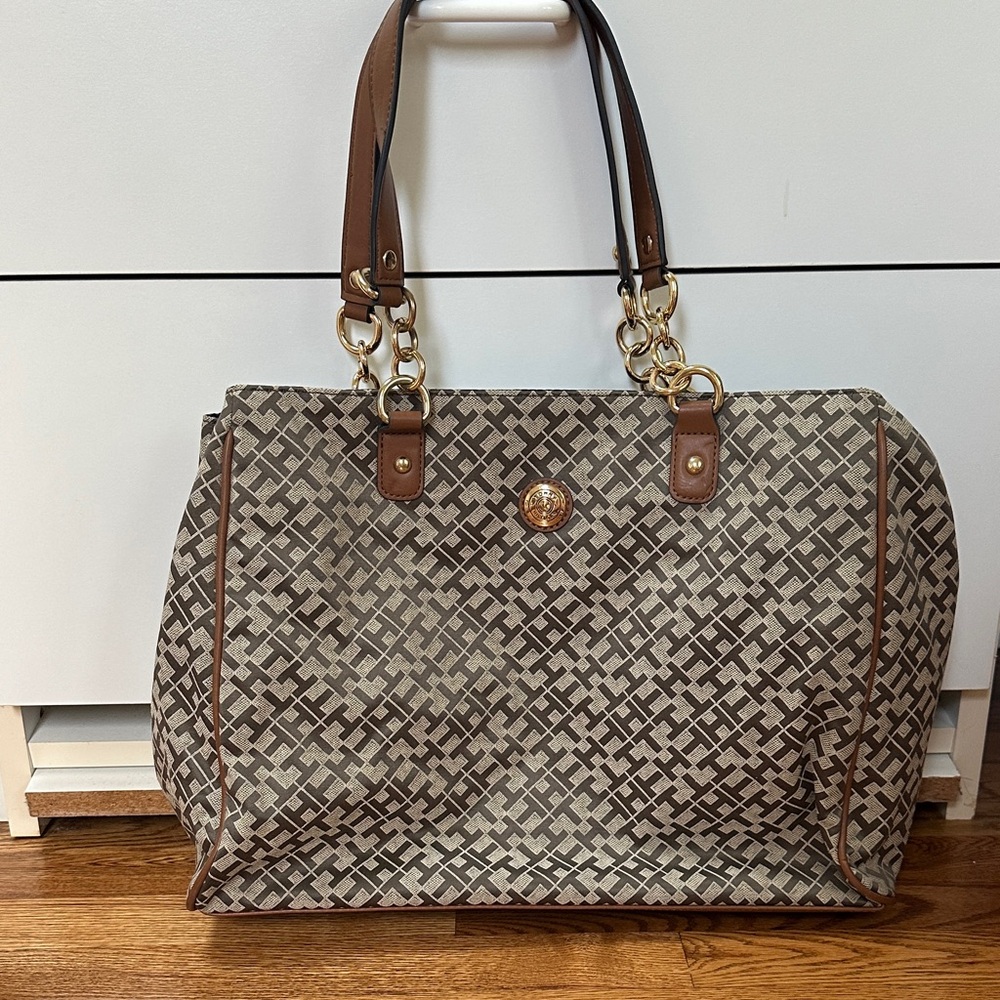 Tommy Hilfiger Geometric Tote with Brown Handles